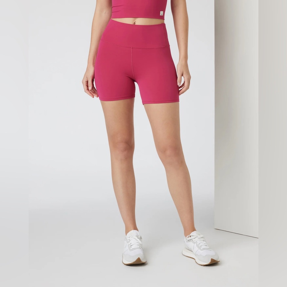 Vuori Executive Pink All The Feels Short